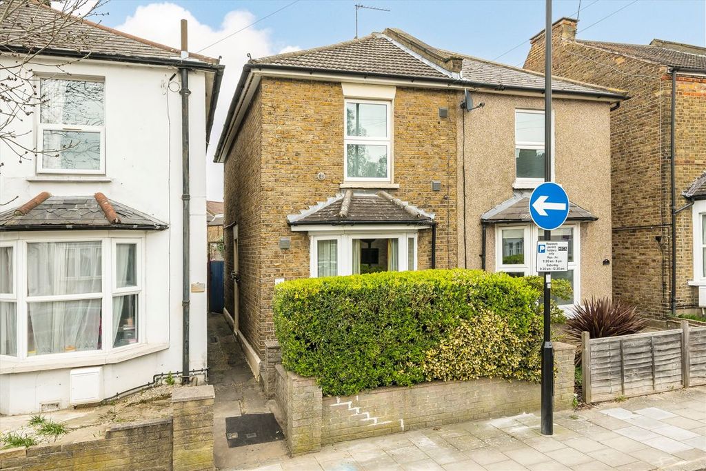Property photo 1 of 7