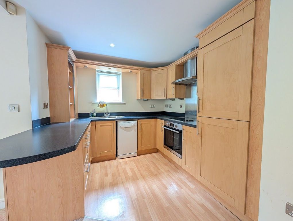 Property photo 3 of 18