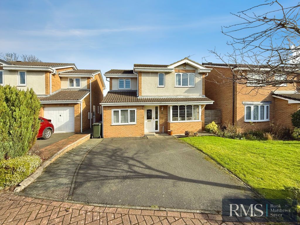 Property photo 1 of 13 Photo 11