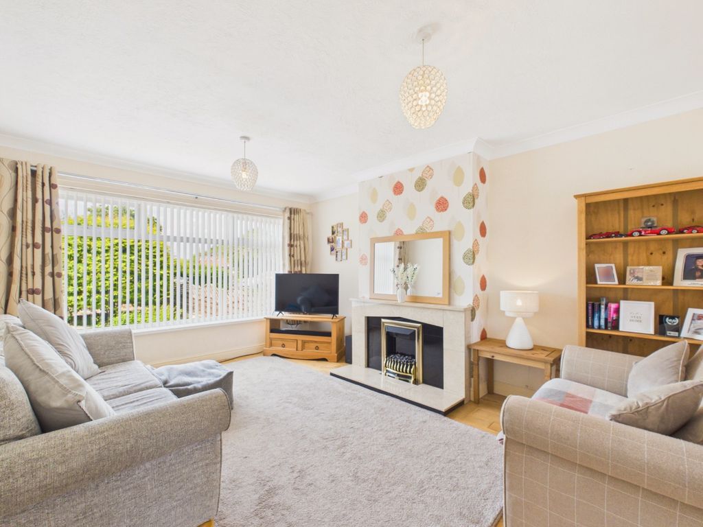 Property photo 2 of 22 5161584