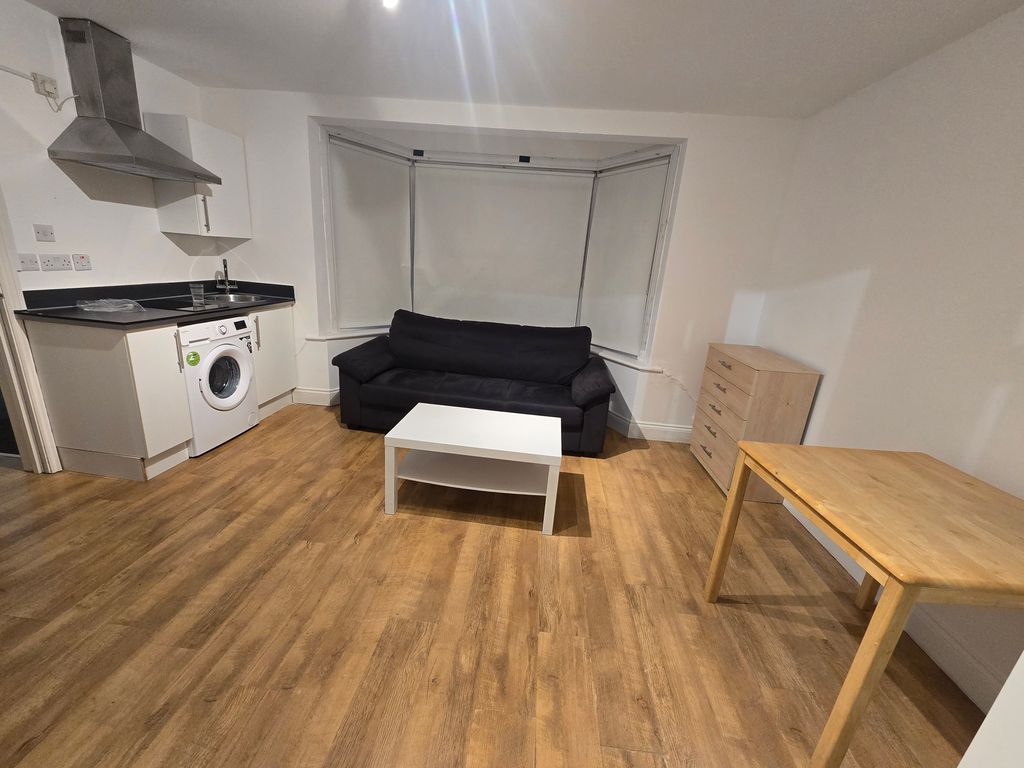 Property photo 2 of 5