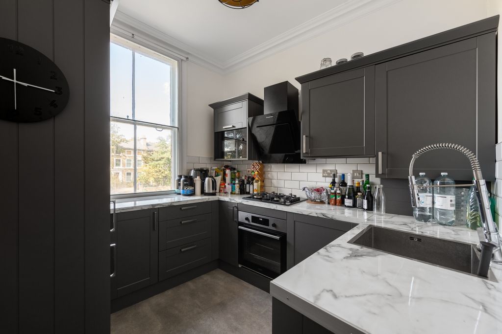 Property photo 3 of 9 094A7654