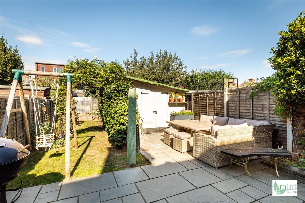 Property photo 3 of 22 Caillard Road - Watermark-29.Jpg