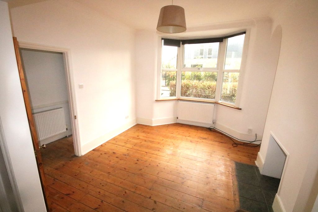 Property photo 2 of 17 Img_1419_11_Original.Jpg