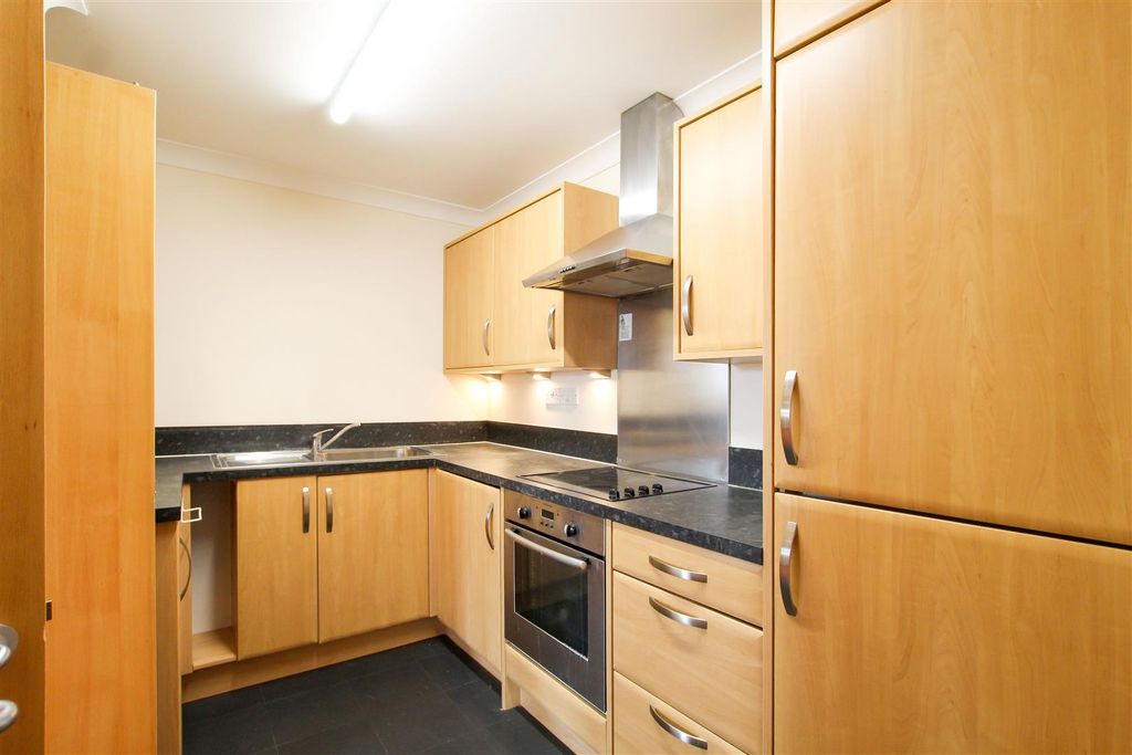 Property photo 3 of 10 Img_8393.Jpg