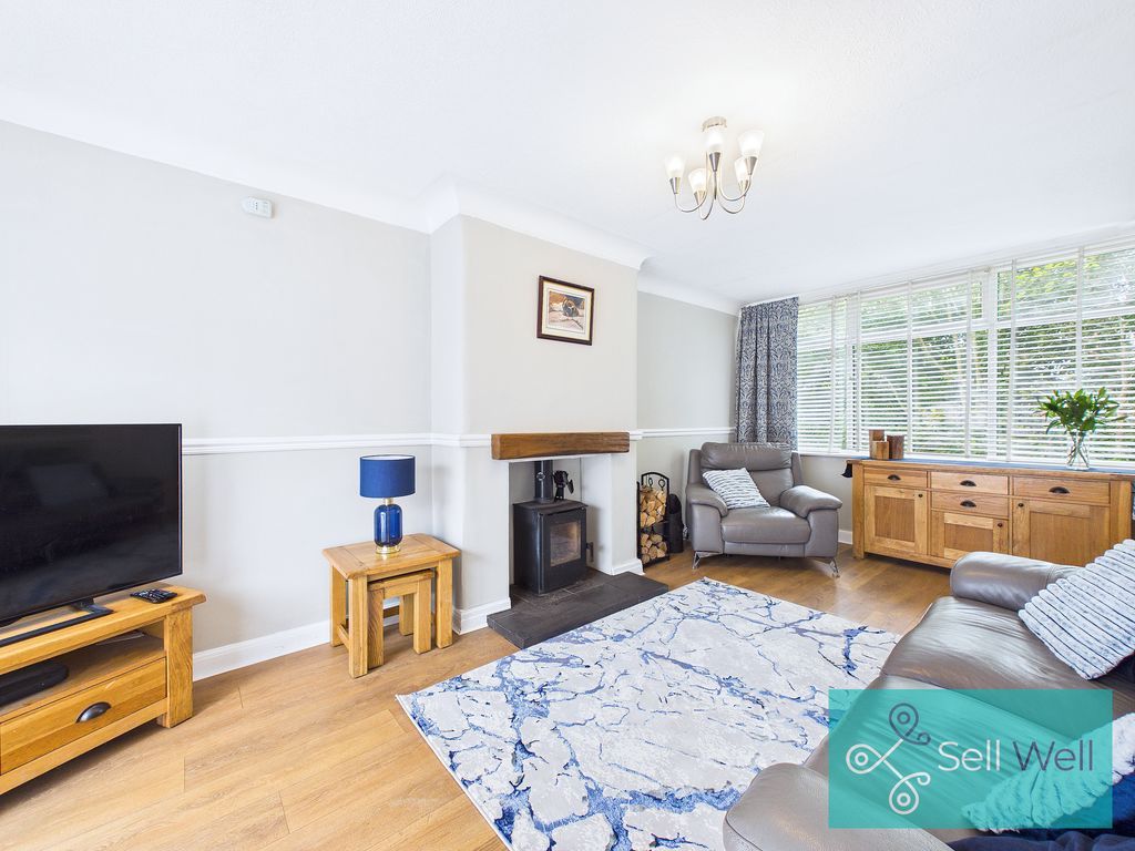 Property photo 3 of 20 Lounge