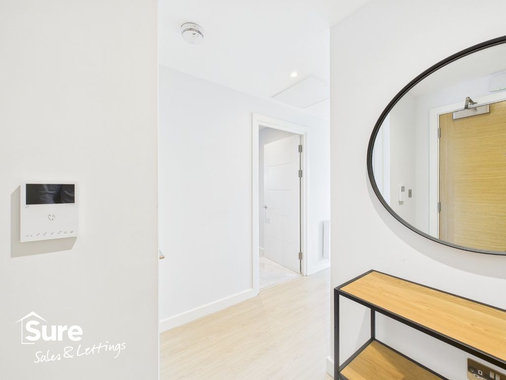 Property photo 3 of 17 4523243