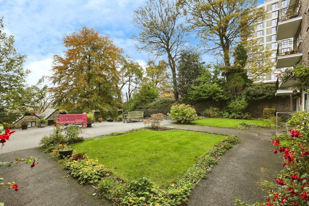 Property photo 2 of 16 Communal Grounds