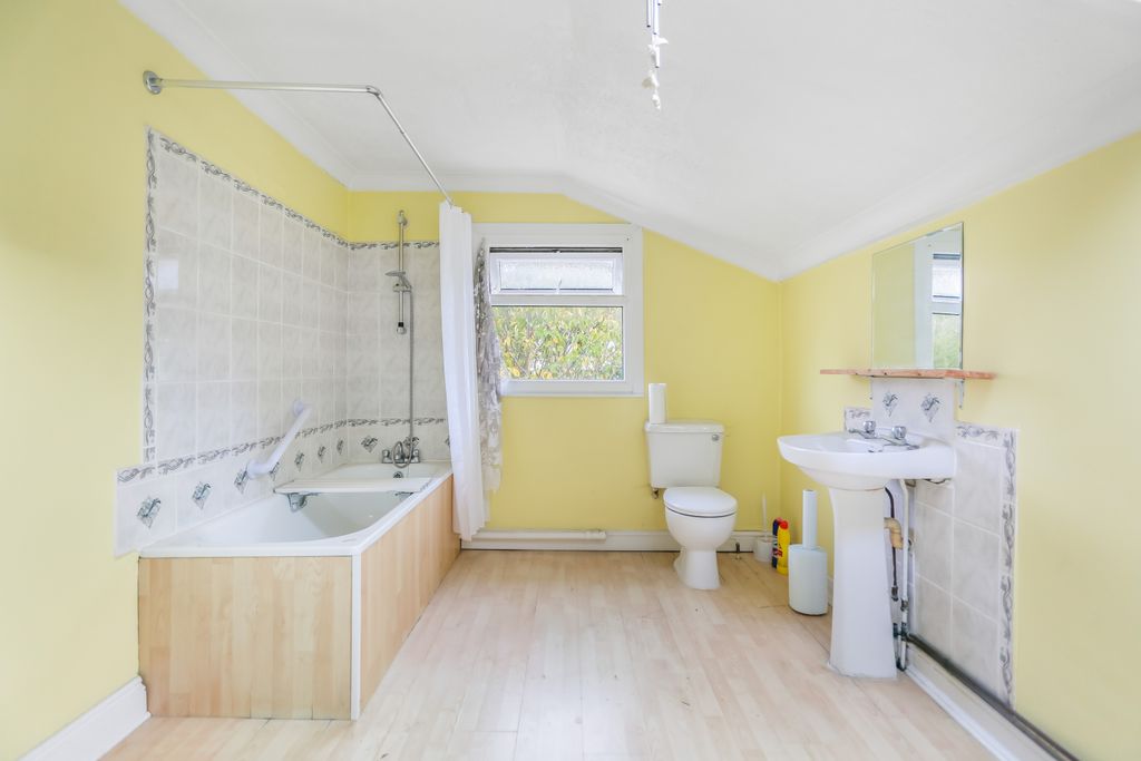 Property photo 2 of 13 296A98882