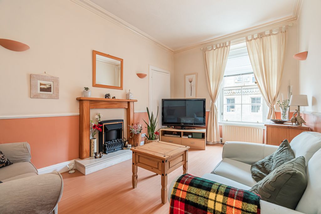 Property photo 2 of 18 Property Image 2