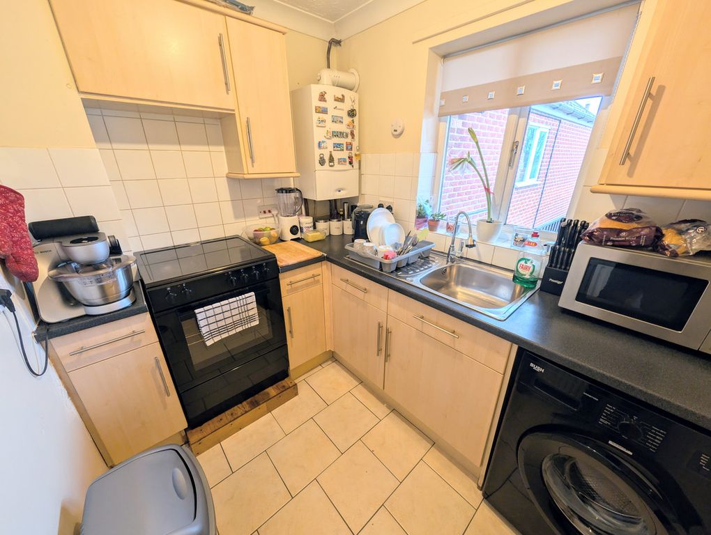 Property photo 3 of 7