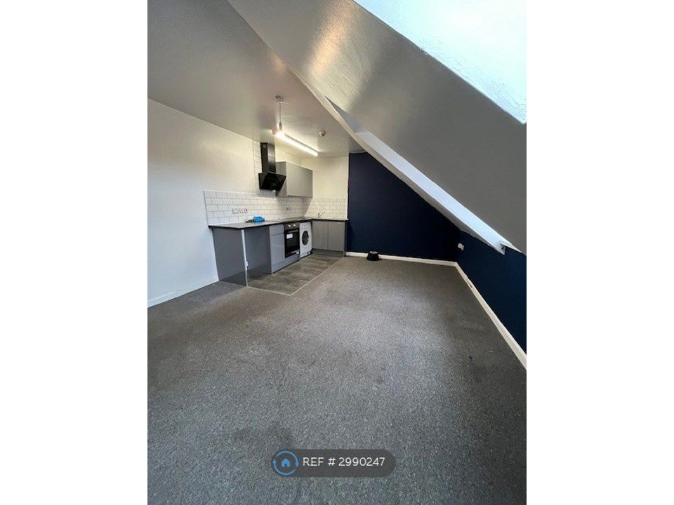 Property photo 1 of 3