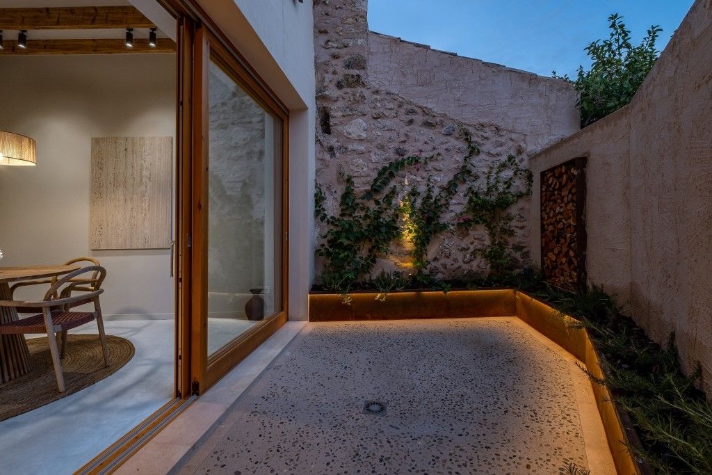 Property photo 1 of 20 Ns Exterior (1)