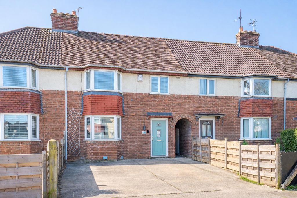 Property photo 1 of 16 External