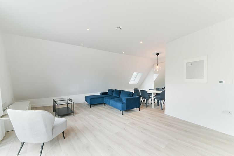 Property photo 3 of 12 Seacole Court, 8-...