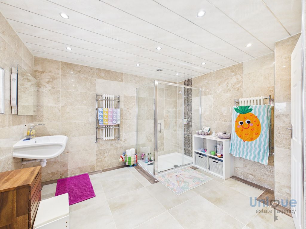 Additional image 35 of 6 bed detached house for salePrinces Way, Fleetwood FY7