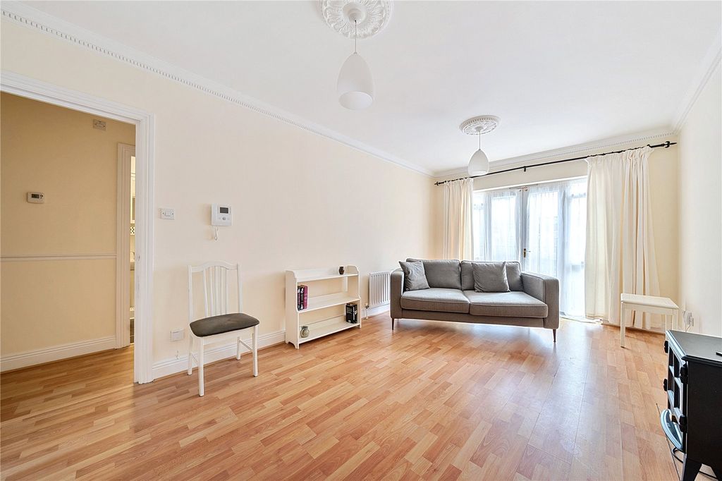 Property photo 2 of 23 Reception Room