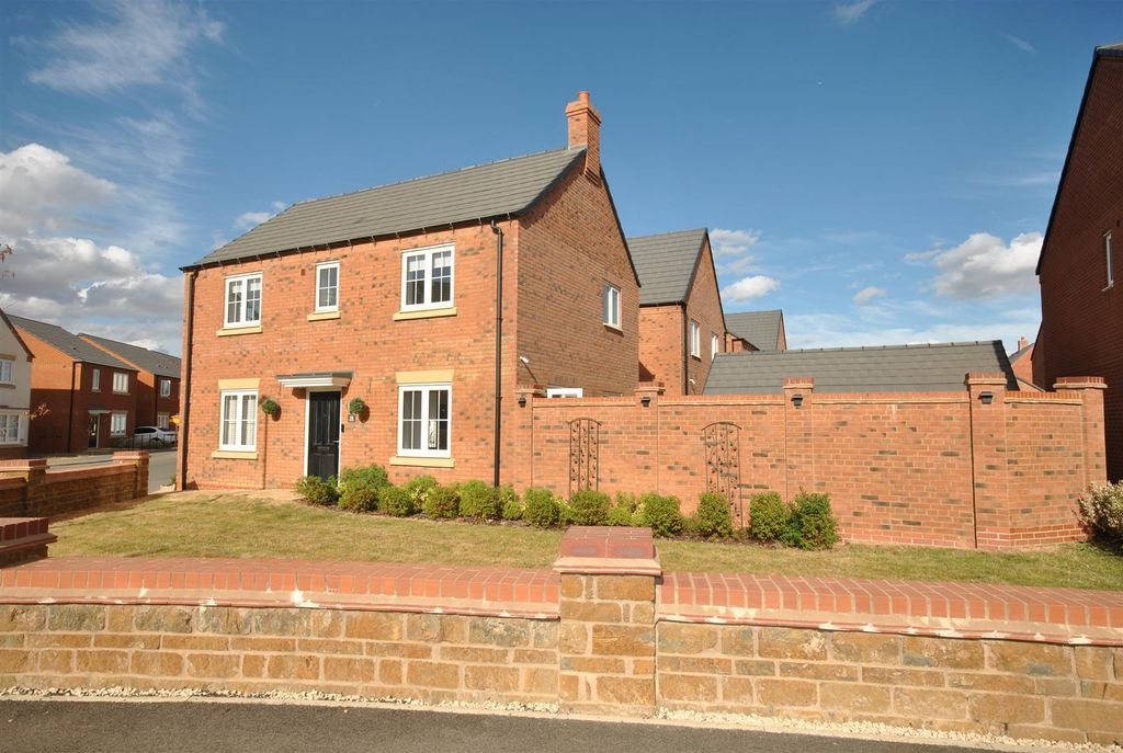 Property photo 1 of 22 0346Front2.Jpg