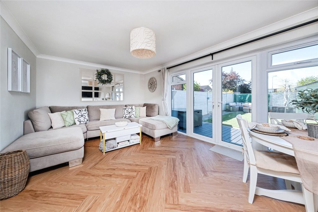 Property photo 2 of 15 Picture No. 01