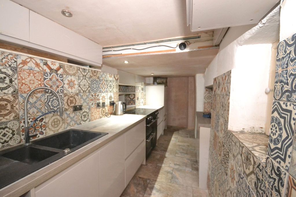 Property photo 2 of 9 Picture No. 09