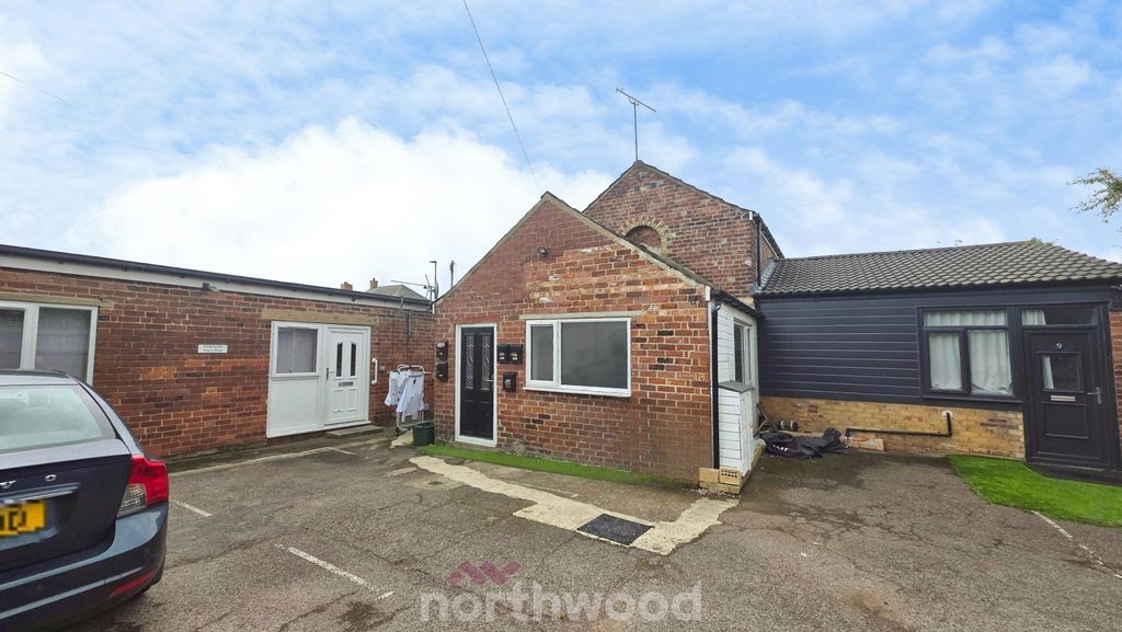 Property photo 3 of 10