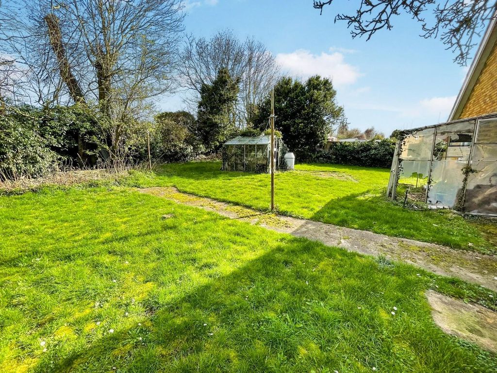 Property photo 2 of 16 Tlc_d6E1Da58-9ccc-45d4-901c-c475A3d2Bdd1_Aa0F162.J