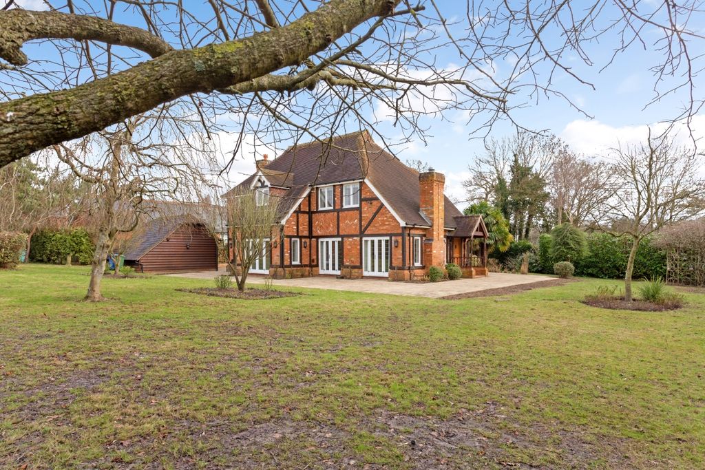 Property photo 1 of 25