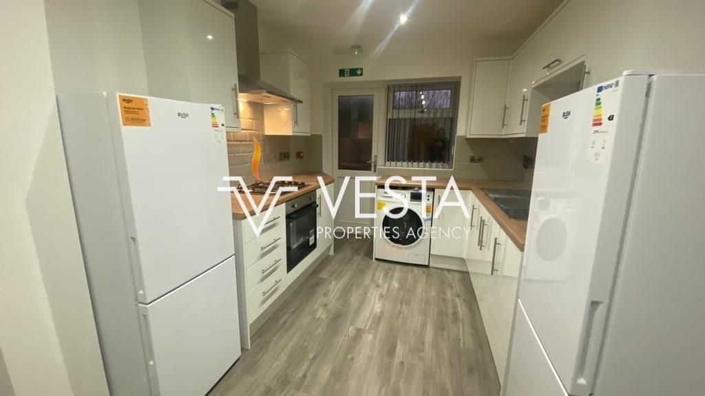 Property photo 3 of 41