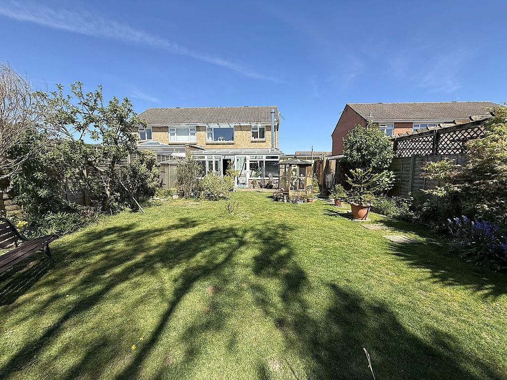 Property photo 2 of 26