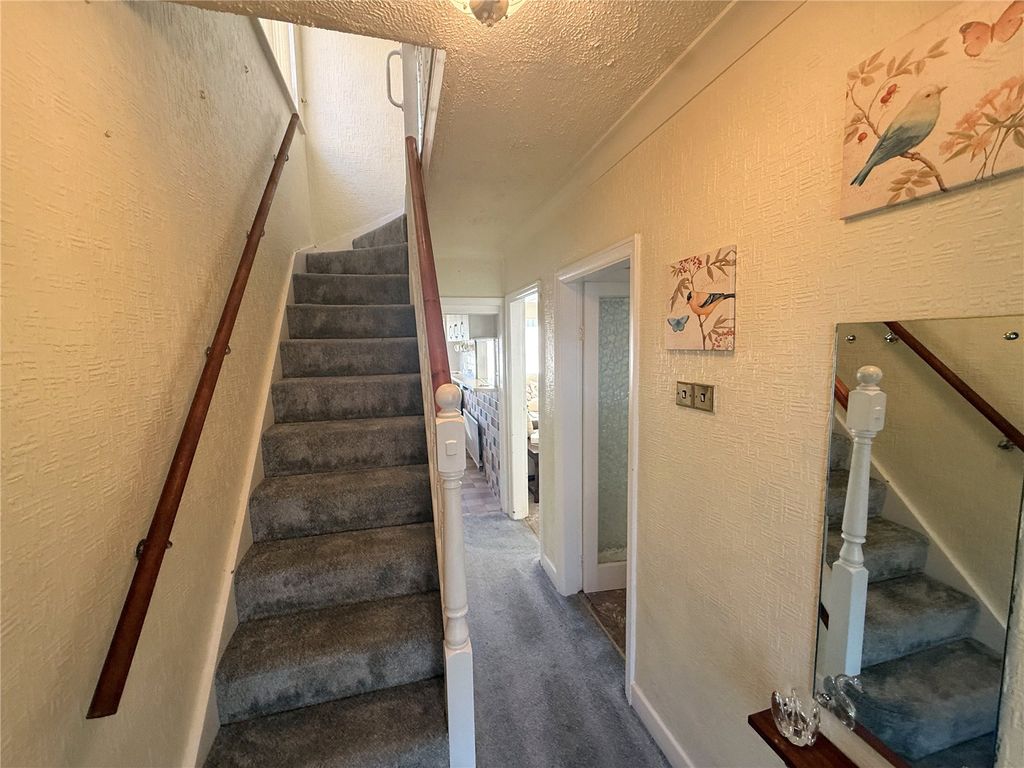 Property photo 2 of 12 Picture No. 02