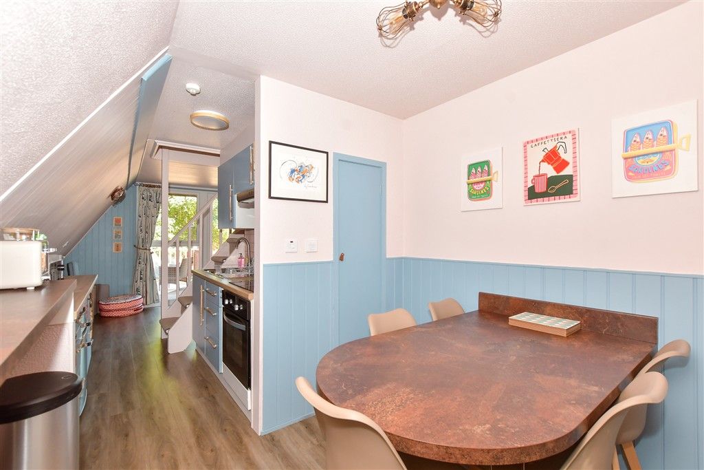 Property photo 3 of 13 Dining Area