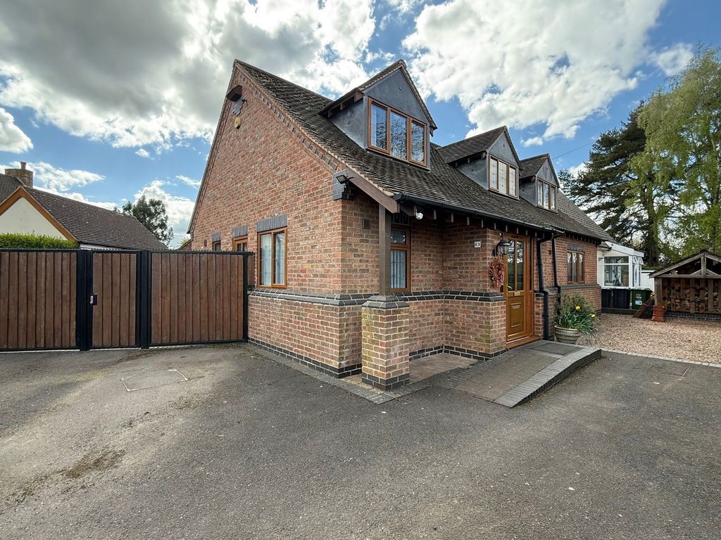 Property photo 1 of 33