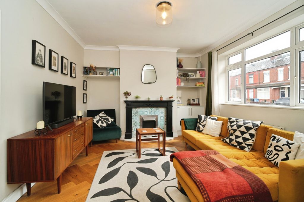 Property photo 2 of 15