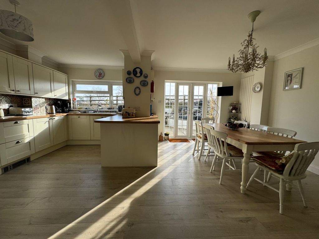 Additional image 8 of 4 bed detached house for saleTopsham Drive, Hill Lane, Kilgetty, Pembrokeshire SA68