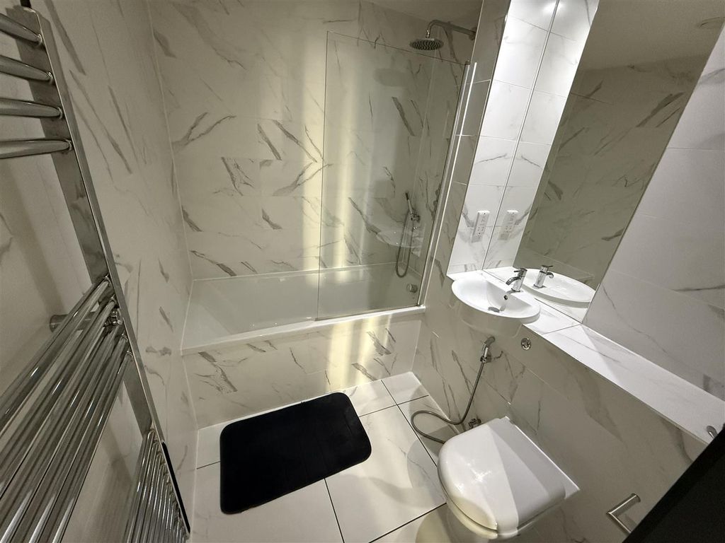 Property photo 2 of 6 Img_2398.Jpeg