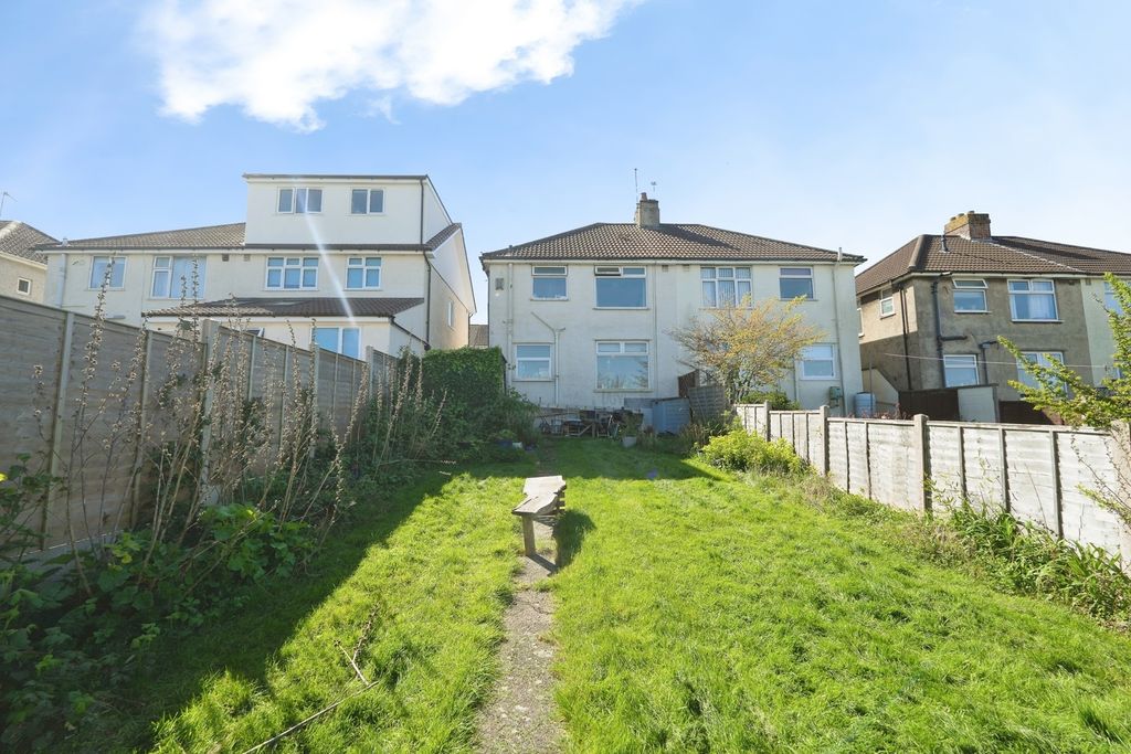 Property photo 3 of 16 Pbox-Img.Jpg