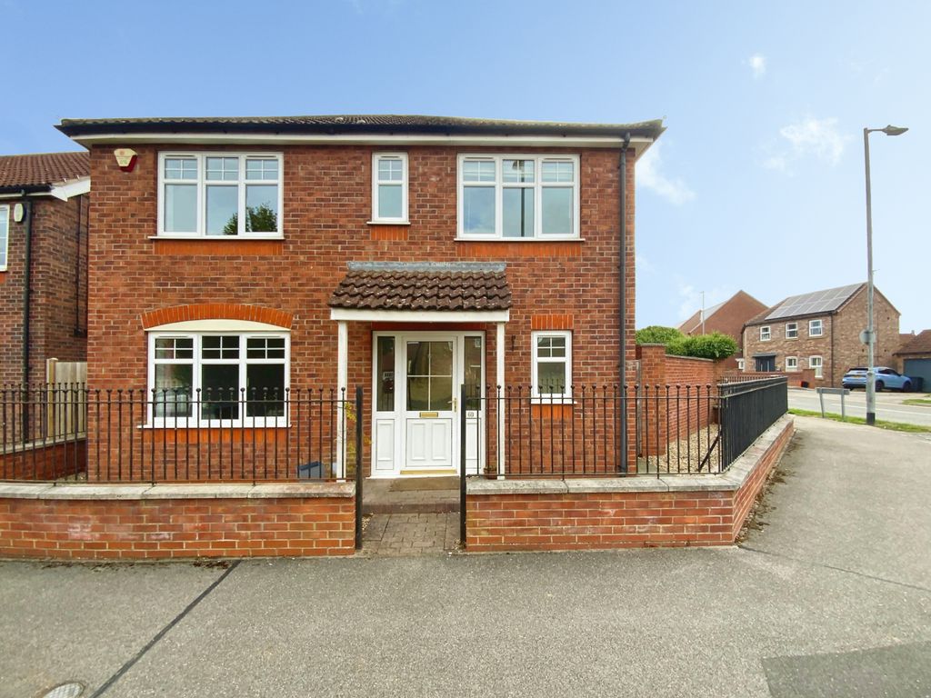 Property photo 1 of 11
