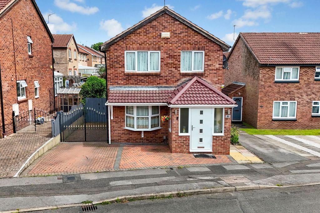 Property photo 1 of 17