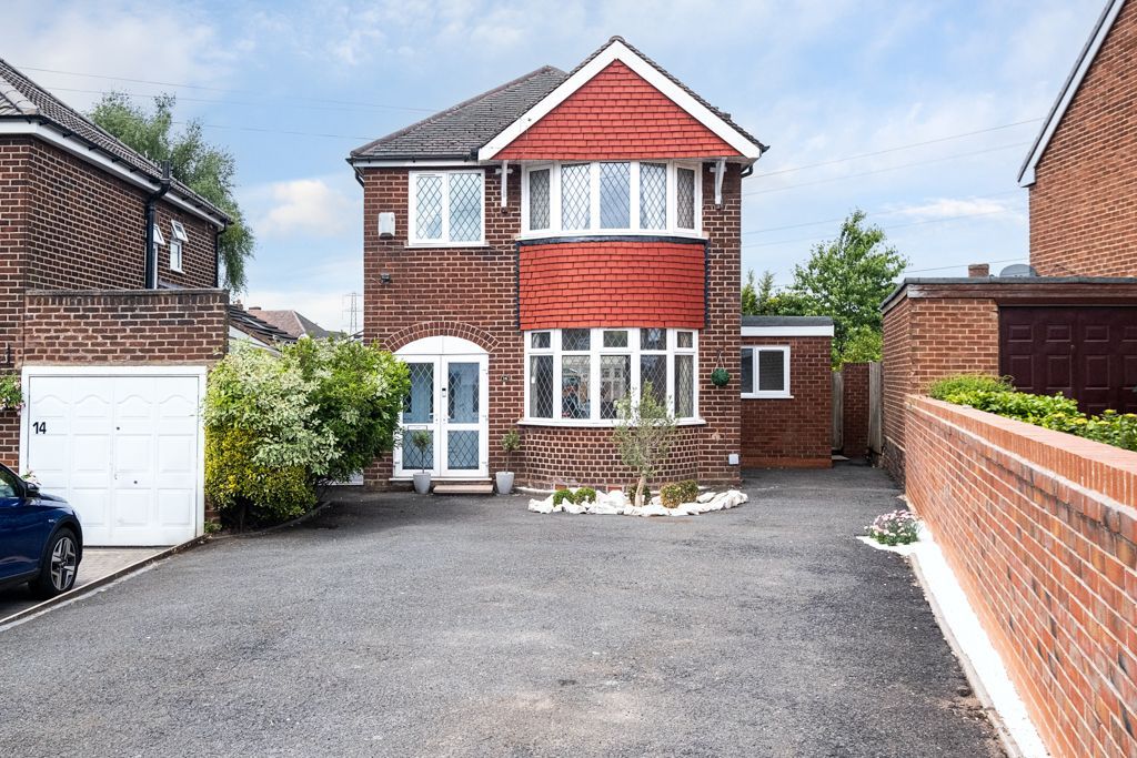 Property photo 2 of 33