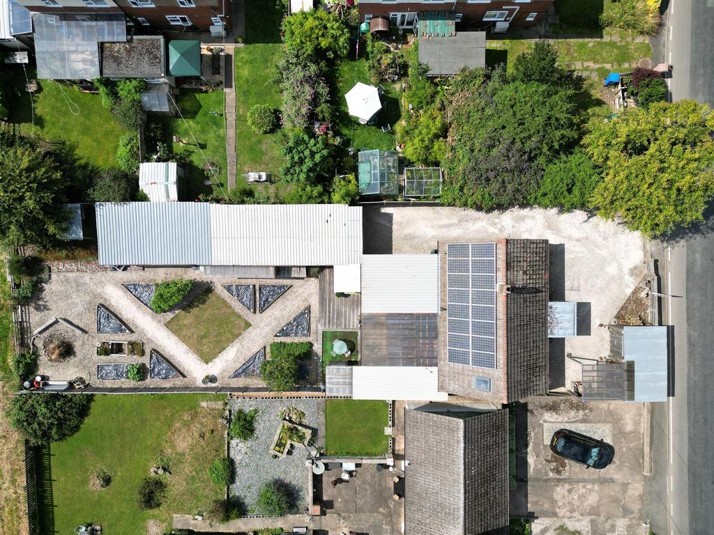 Property photo 1 of 31 Aerial