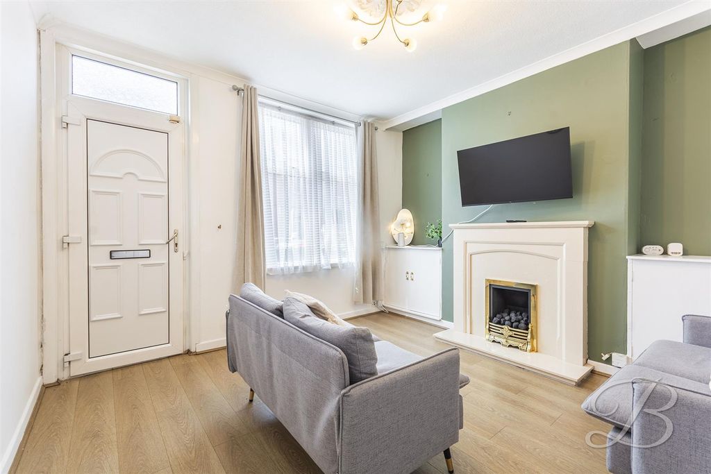 Property photo 3 of 25 CC16.Jpg