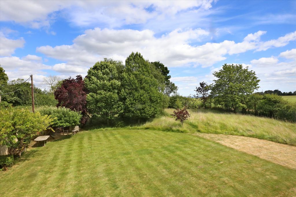 Property photo 3 of 11 Image