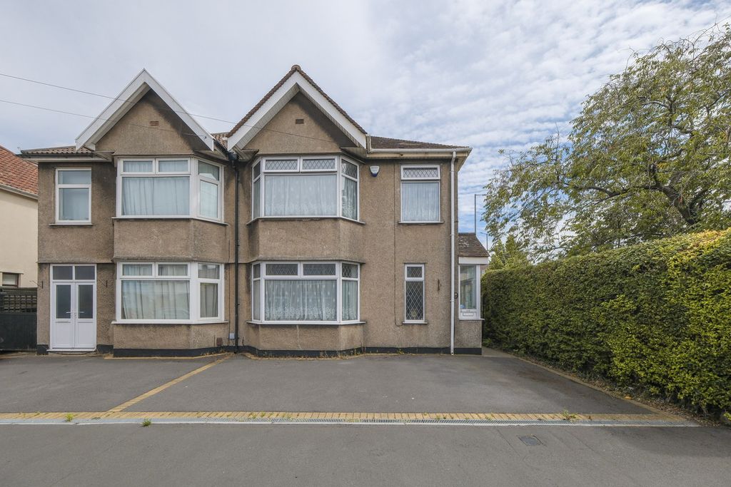 Property photo 1 of 27