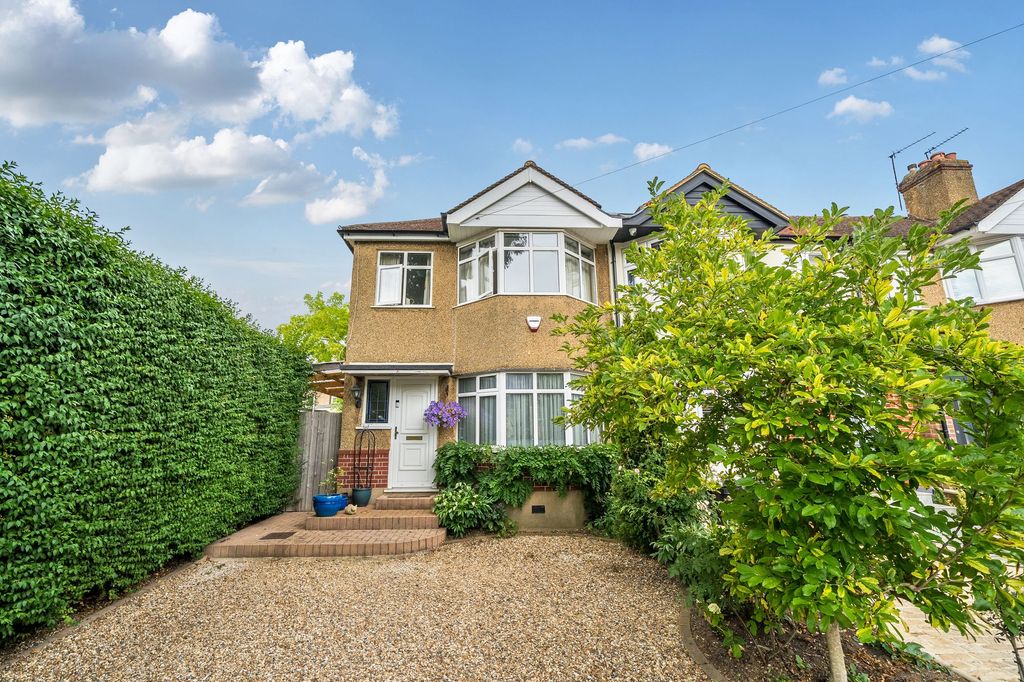 Property photo 1 of 12