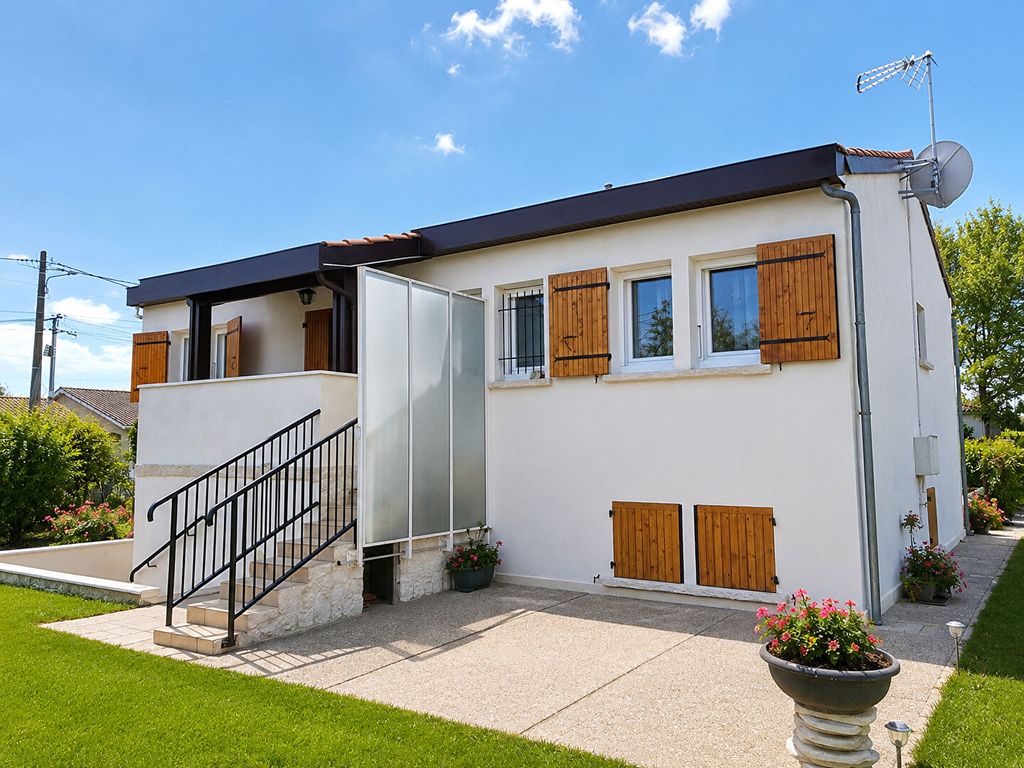 Property photo 3 of 9 60036967c