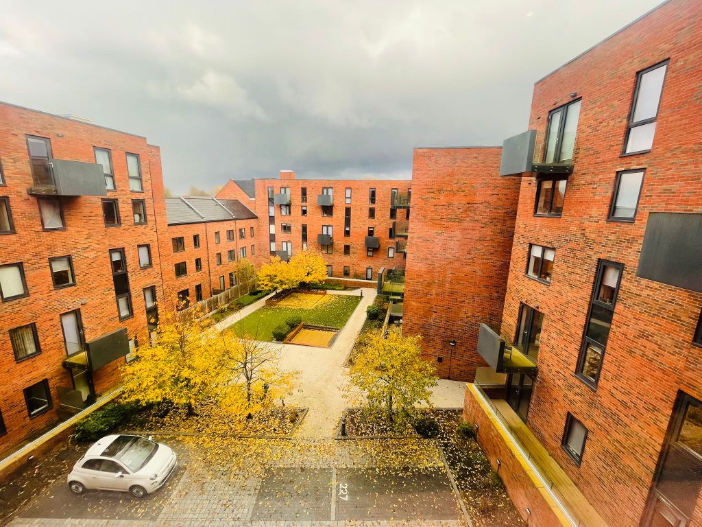 Property photo 2 of 8