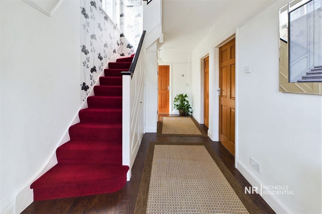 Property photo 2 of 16 Hall