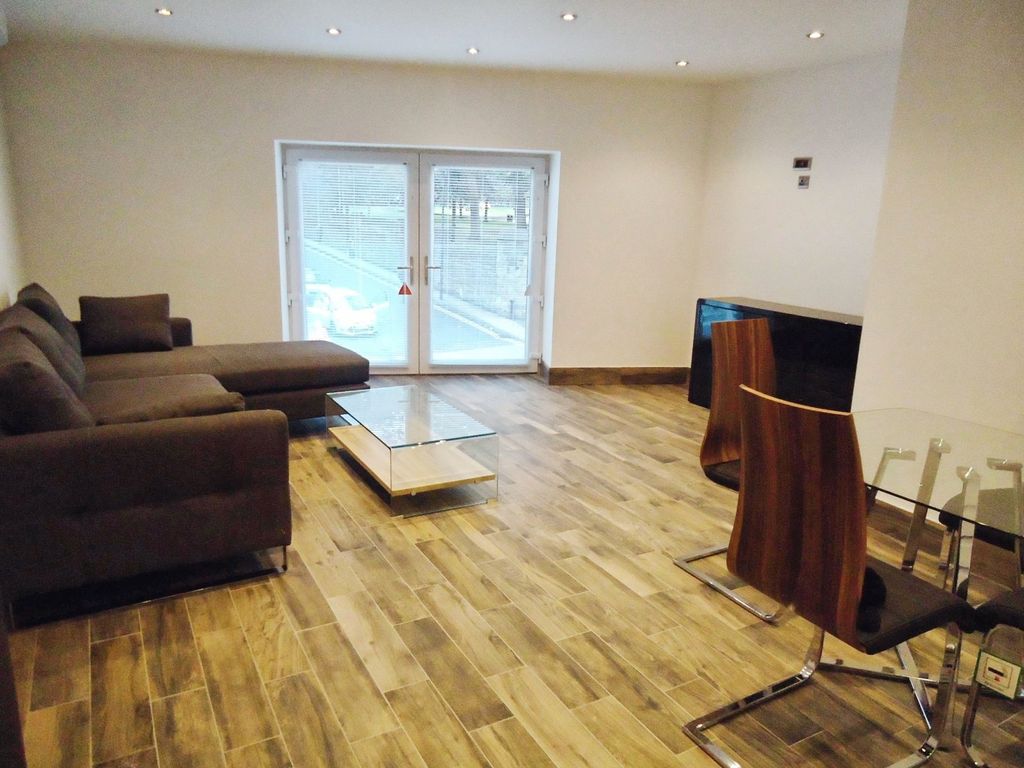Property photo 3 of 5 Picture No. 07
