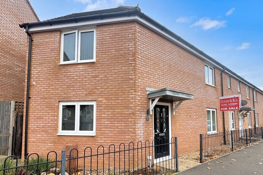 Property photo 1 of 13 Front