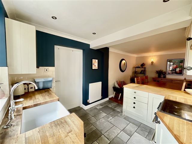 Property photo 3 of 21 Kitchen/ Diner